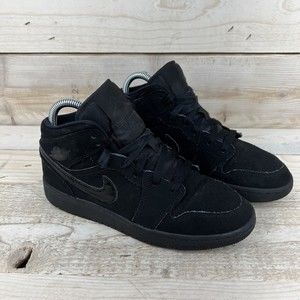 Nike Air Jordan 1 Mid (GS) Triple Black 554725-056 Size 5Y Women's 7